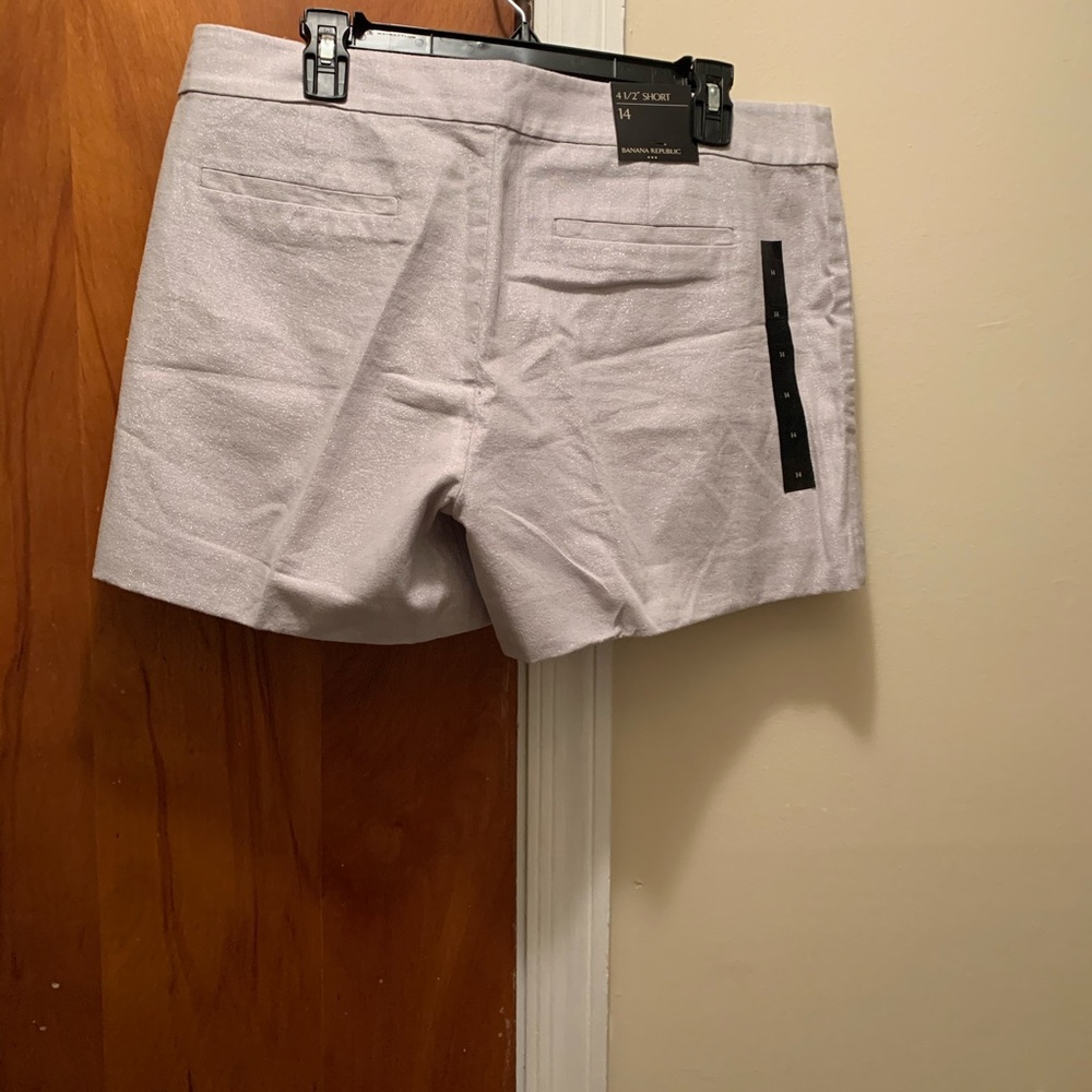 Shorts - Picture 2 of 4